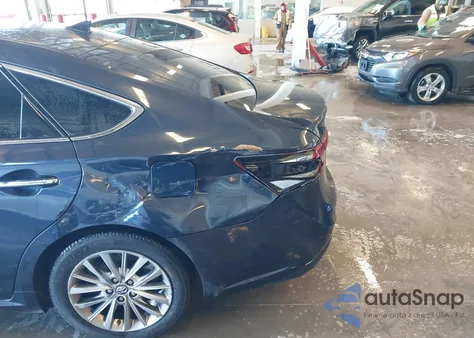 2016 Toyota Avalon Hybrid Limited из США, поврежденный, VIN 4T1BD1EB1GU053236